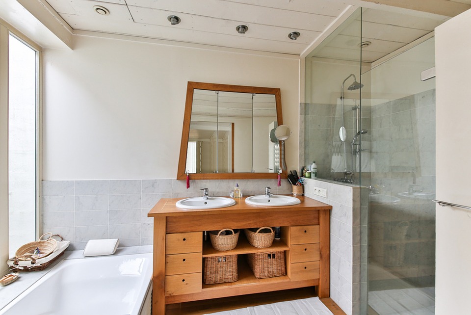 Exploring the 4 Ideal Materials for Bathroom Vanities