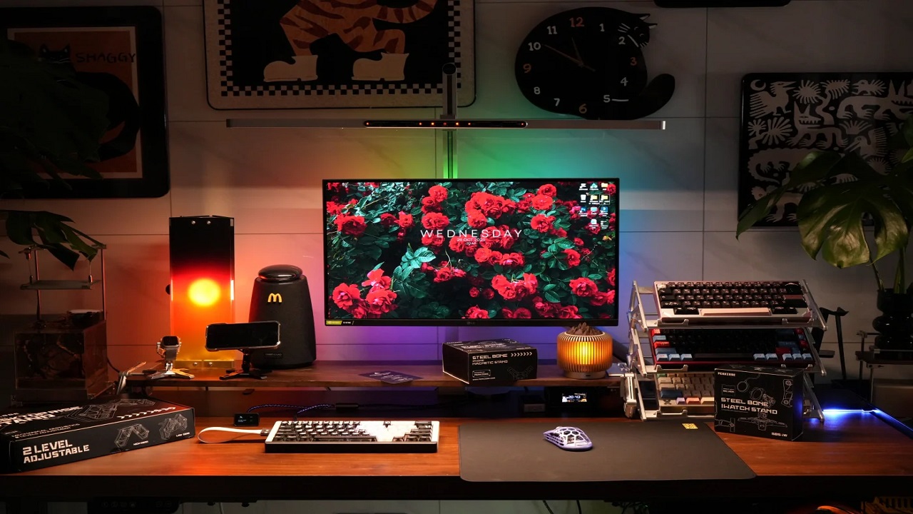 Tricks to Enhance Workspace Aesthetics with a Mechanical Monitor Stand